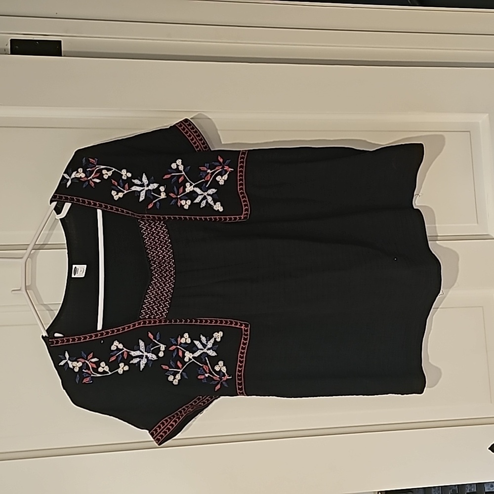 Old Navy Black Blouse, Size M